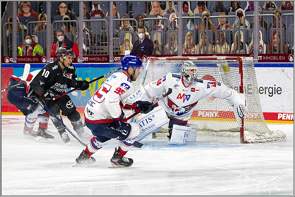 PENNY DEL;  Koelner Haie - Adler Mannheim; Koeln, 08.04.2021